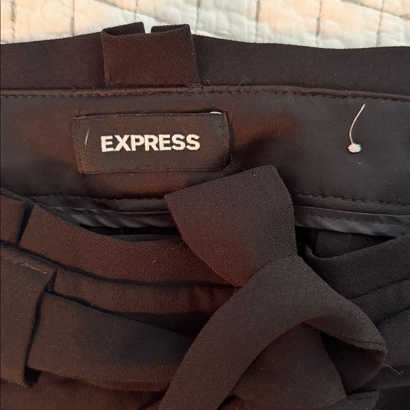 Express Pants - Picture 5 of 6